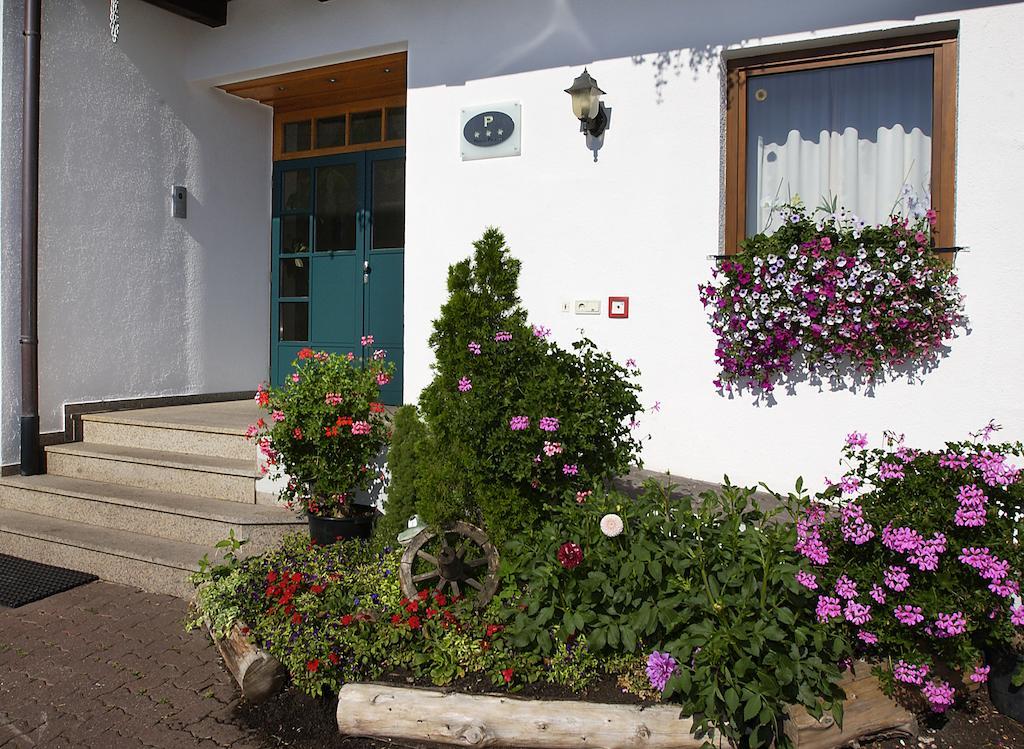 Pension Christl Caldaro Buitenkant foto